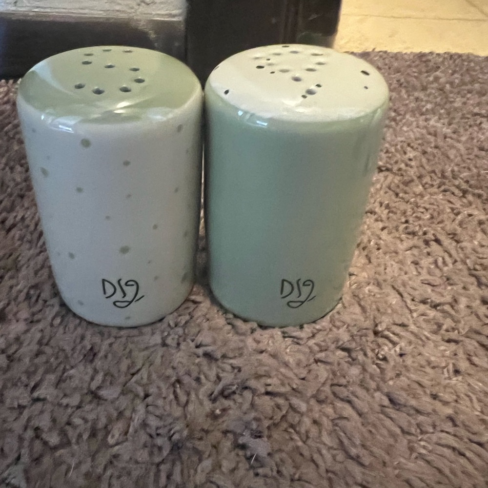 UNUSED Darling Spring salt and pepper shakers